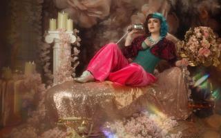 Walking on Eggshell is coming to Paisley Arts Centre this month